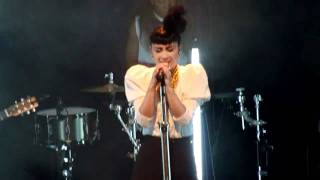 Natalia Kills - Zombie (Live) Hamburg/Germany