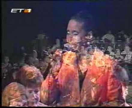 Jocelyn B. Smith - Sto perigiali (live, 2001)