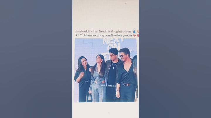 Shahrukh Khan fixed his daughter dress 💝👗#bollywood #Shahrukh Khan #Suhana Khan#trending💖💖