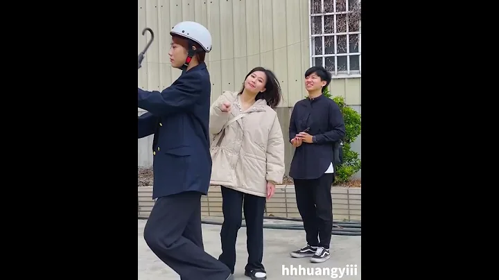 我的快樂泉源之一，拍迷因：） #前任出殯 - 天天要聞