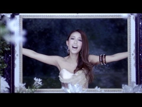 加藤ミリヤ　『Love is...』