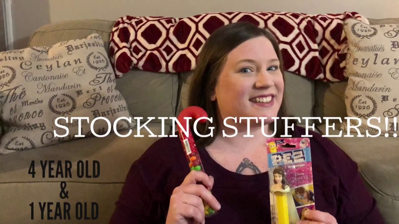WHAT’S IN MY KIDS’ STOCKINGS? | STOCKING STUFFERS FOR 1 and 4 YEAR OLD GIRLS! | ALLERGY FRIENDLY