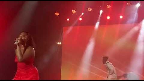 Try Me - Tems Live Performance in Lagos 👏🏾| WATCH