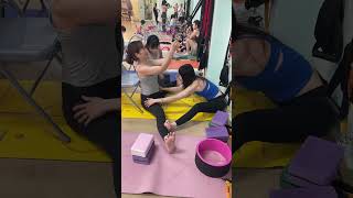 Yoga Ajaib yang menciptakan keajaiban hanya demi melakukan yoga. #yoga #stretch #sports