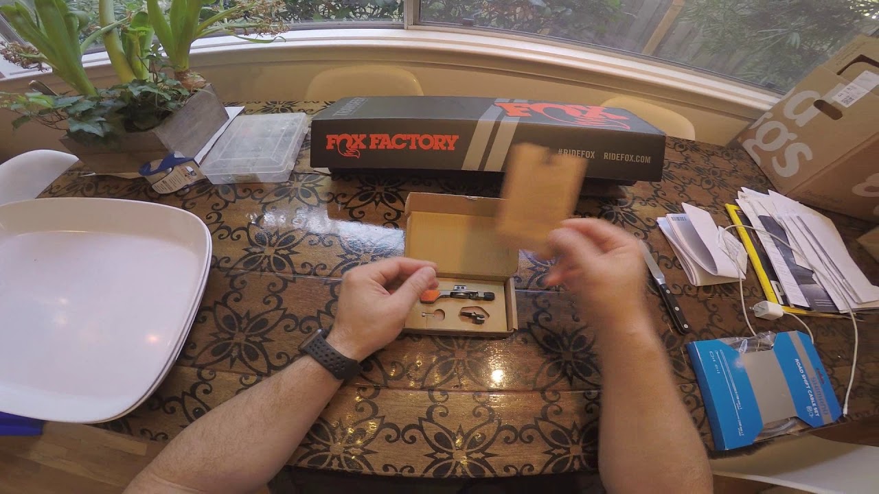 Factory Transfer Fox Factory Transfer Dropper Seatpost Unboxing - YouTube