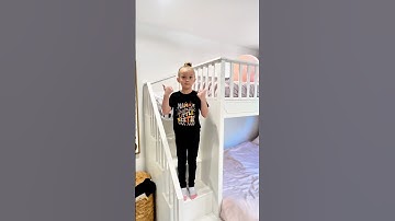 This is how I clean my room! ❤️ #kidschores  #cleaning