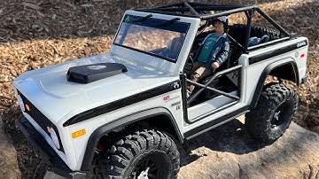 Axial SCX10III Early Ford Bronco - New Driver