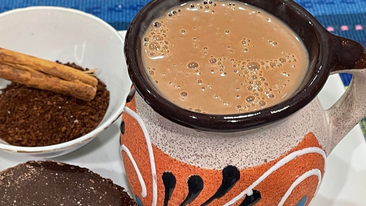 Delicioso Atole de Chocolate