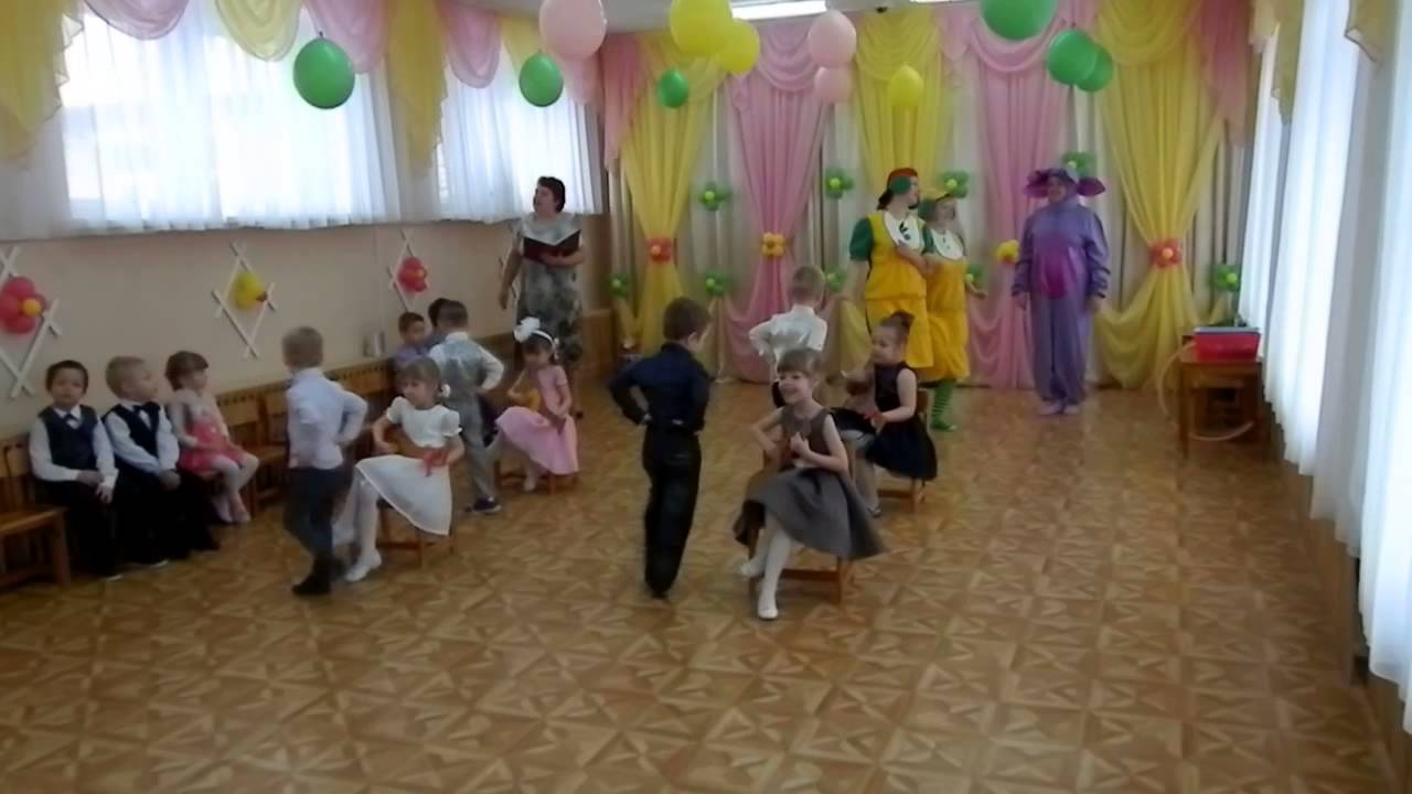 танец с платками девушки фабричные ы детском саду. танец девушки фабричные. танец под песню девочки фабричные. детский сад 169 оренбург. танец девушки фабричные школа.