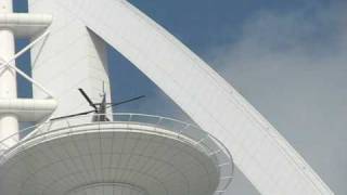 helicopter landing on the burj al arab hotol