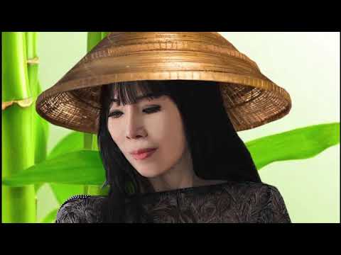 Watch Shere Thu Thuy & Chi Tai ❤️  I feel your love 👍  VN version1988 on YouTube
