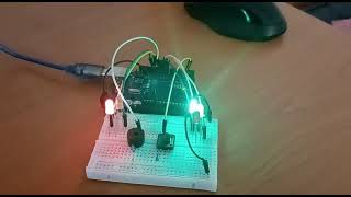 Introduction to Robotics - homework 2 - Traffic lights simulator