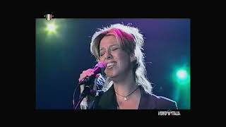 Elio e le Storie Tese + Paola Folli - Live Con il nastro rosa (di L.Battisti) - 19.11.2002