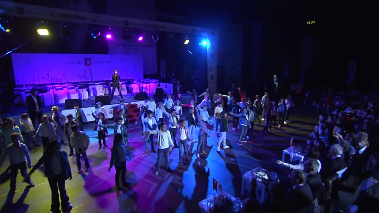 Özel Atayurt Okulları Alexander Rybak Europe Skies