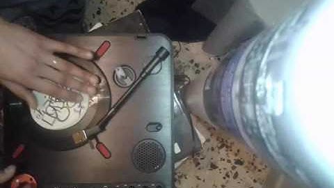 (3 clic Fare ) tecnic on Numark pt-01 scratch