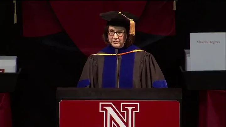 Dr. Tammy Beck Delivers 2015 Graduate Student Comm...