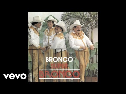 Watch the video for Mi delirio
