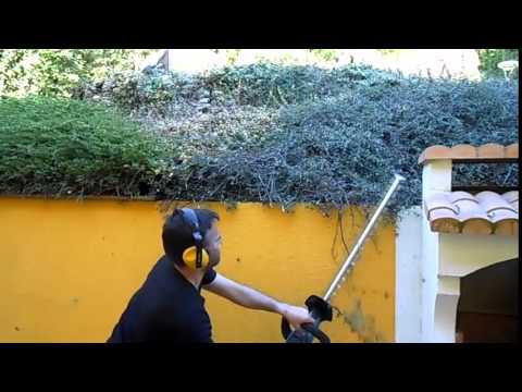 Bosch AHS 70-34 Makaze za živu ogradu - video 6