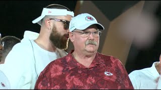 Story: Chiefs players rally behind Andy Reid