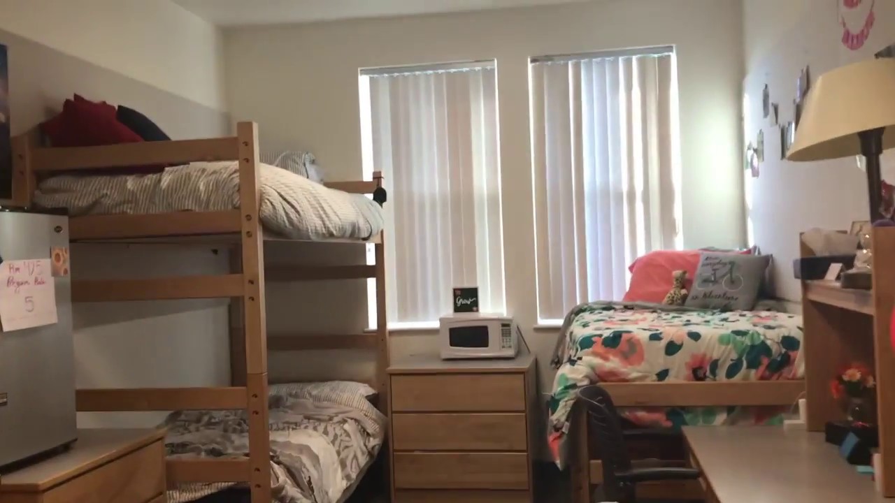 UC Davis Triple Dorm Room Tour - YouTube