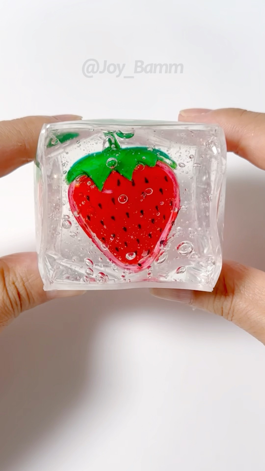 ?Strawberry?Ice Cube Squishy DIY with Nano Tape!