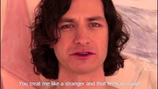 Gotye and Kimbra - Somebody That I Used To Know (feat. Kimbra) - official video with lyrics