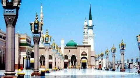 اكثروا من الصلاة على النبي محمد ليله الجمعه وقراءة سوره الكهف