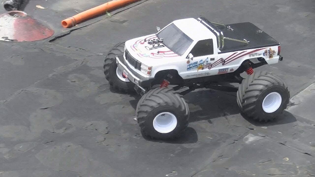 RC オフロード 京商 モンスタートラック USA-1 VE シェイクダウン