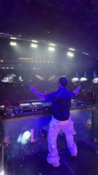 @alok playing his banger “Higher State of Consciousness” on the @tomorrowland main stage ❤️