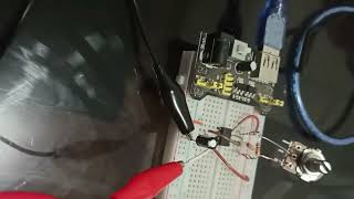 Signal Generator 555 Timer on Breadboard