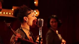 Hot Sugar Band + Nicolle Rochelle - With Thee I Swing (live at Cirque Electrique)