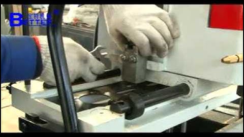 Lock hole milling machine for lock hole drilling and copy-routing milling SZJ01