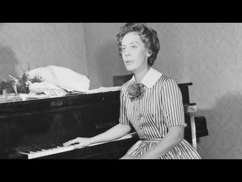 Monique de la Bruchollerie plays Haydn Sonata n°48 in C major (Hob. XVI : 35)