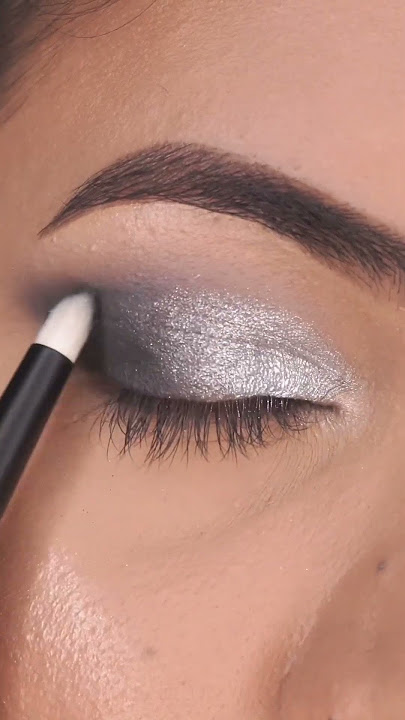 Silver glitter smokey eye tutorial 😍 #shorts #eyemakeup #eyeshadow #makeuptutorial #makeup