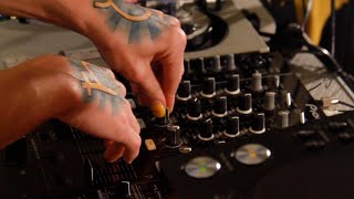 Fluxx x Sound School present How to DJ with Female Wizard