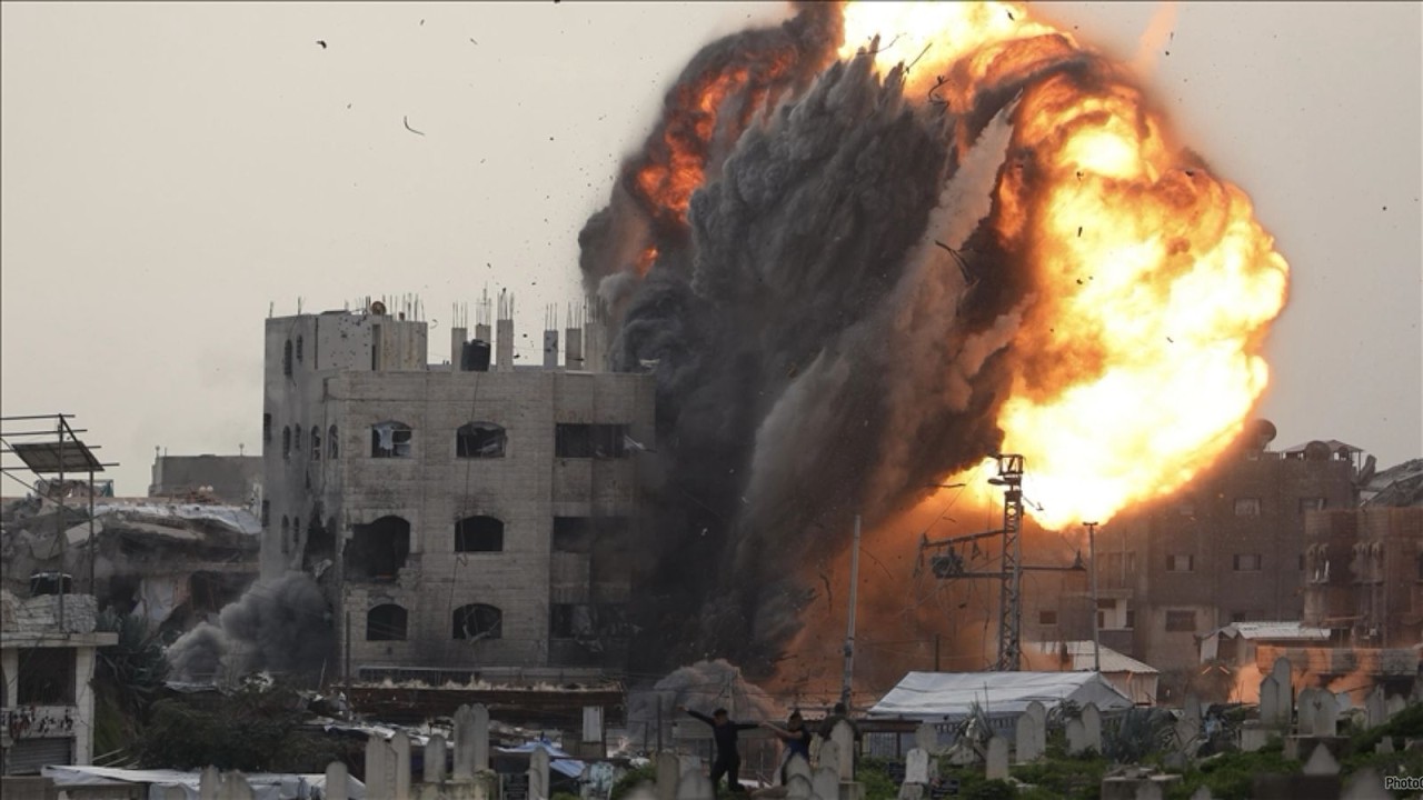 Izraeli godet 26 herë…/ Eksperti flet në Breaking: Gjendje e vështirë, Amerika po ndërhynë