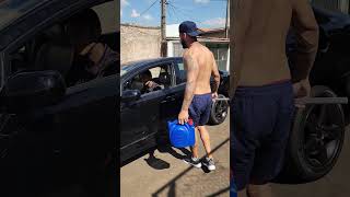 O CARRO ROUBADO , VIATURA