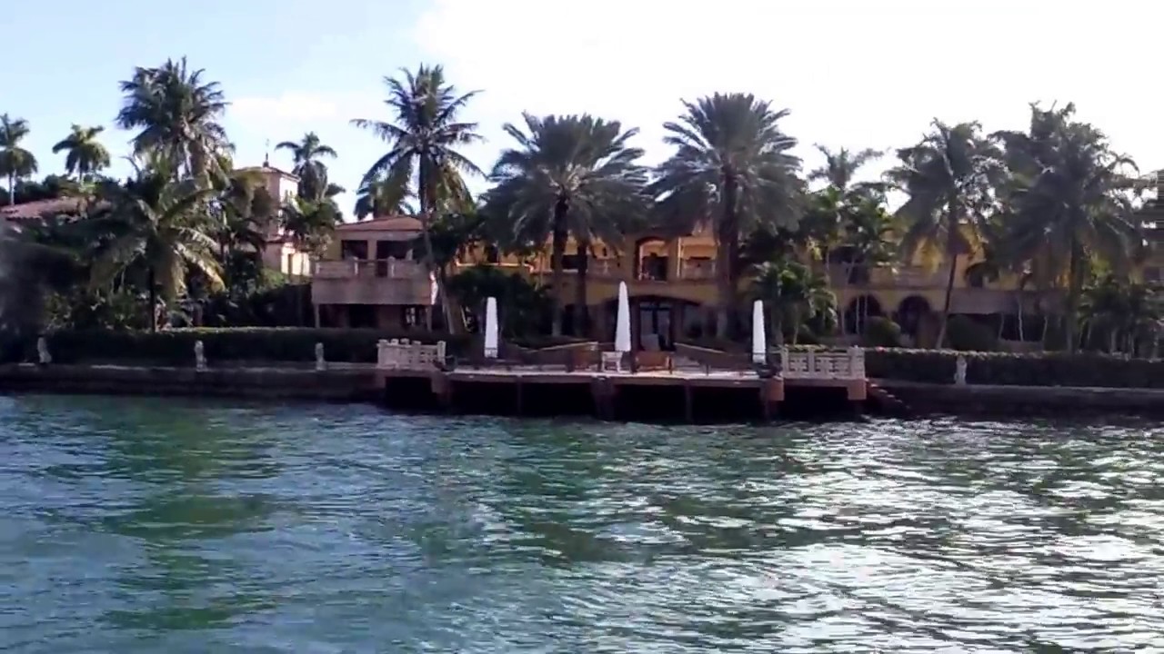 boat tour of celebrity homes miami