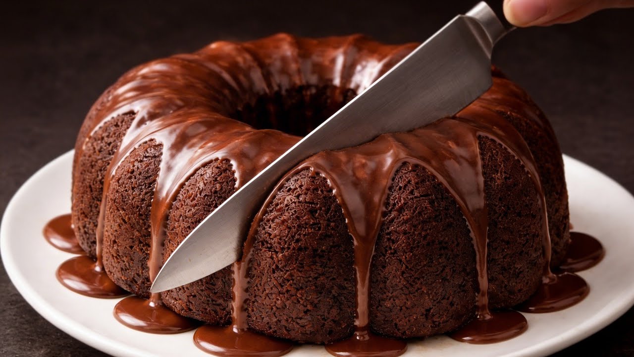 How to make a Chocolate cake at home without oven! Just 1 Egg & The result was shocking! 🍫😱