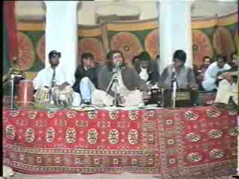 Arif bugti Khuda azad kar jaldi . Mach mehfil