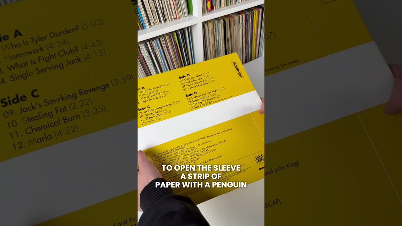 Первое правило этой пластинки: чтобы её прослушать, нужно уничтожить обложку. 