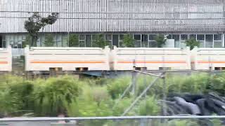 EF210-170形＋ユキ104-10はすれ違いシーン
