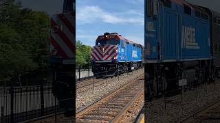 Metra 109 arrives at Northbrook
