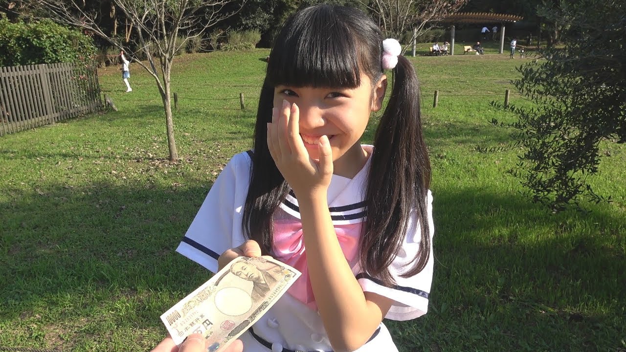 中学生アイドルにいきなり1万円あげて「30分以内に使い切って」と言ったらどんな使い方をするのか？