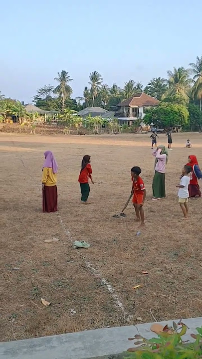 olahraga di sore hari di lapangan bola #lapanganbola #olahraga