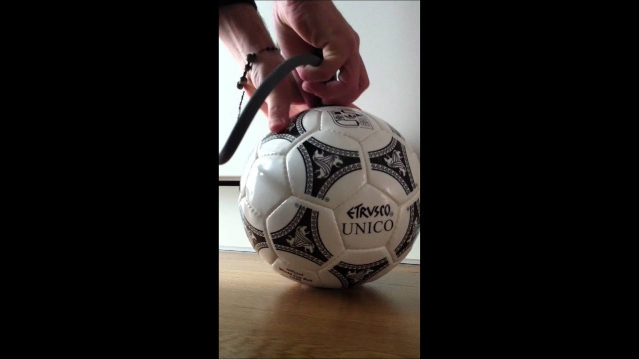 Etrusco Unico is official ball of World | Football Balls Database