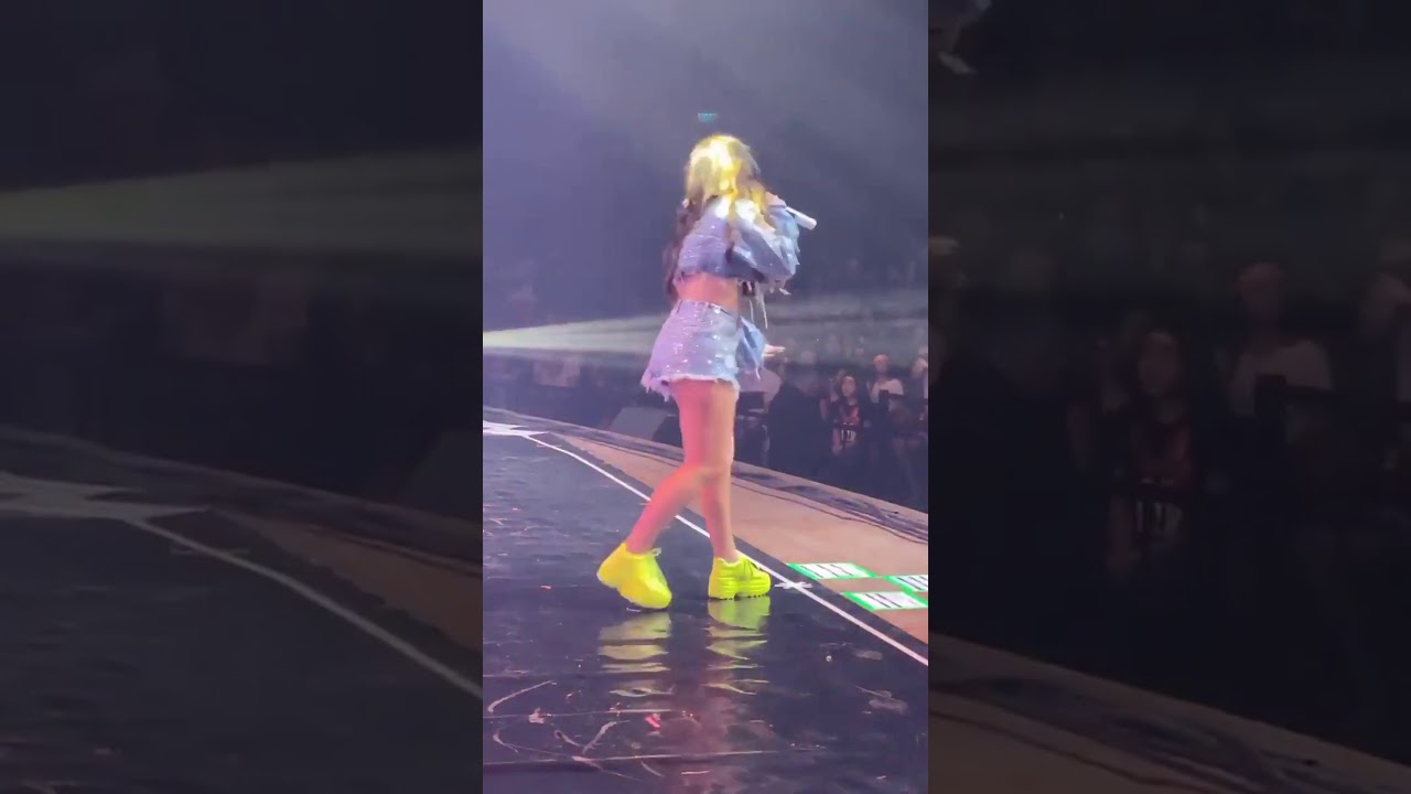 Larissa Manoela Stories, December 1, 2019