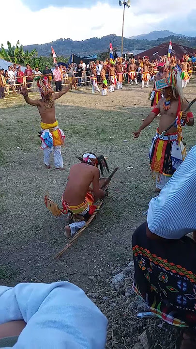 Beke/ Caci Natas Ajang/