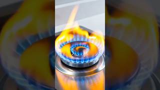 Aag Orange Kyu Hoti Hai? 😳🔥#aag #fire #science #facts #viralshorts #knowledge #factrix #shorts