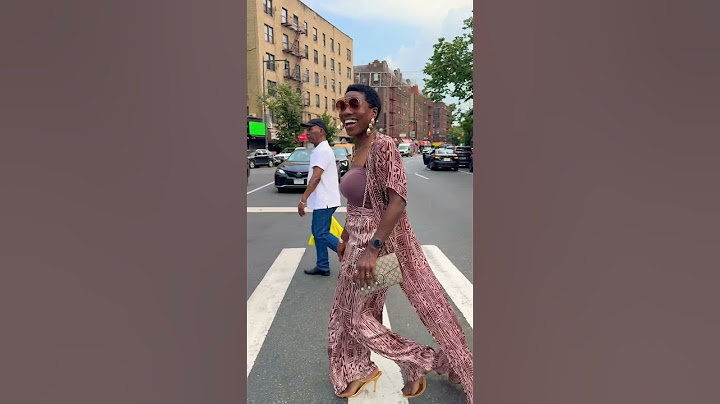 Sending you love and hugs from NewYork city 🏙️ 🙌🏿 🙏🏿Wearing @eldiorsodeck #fashionroundup